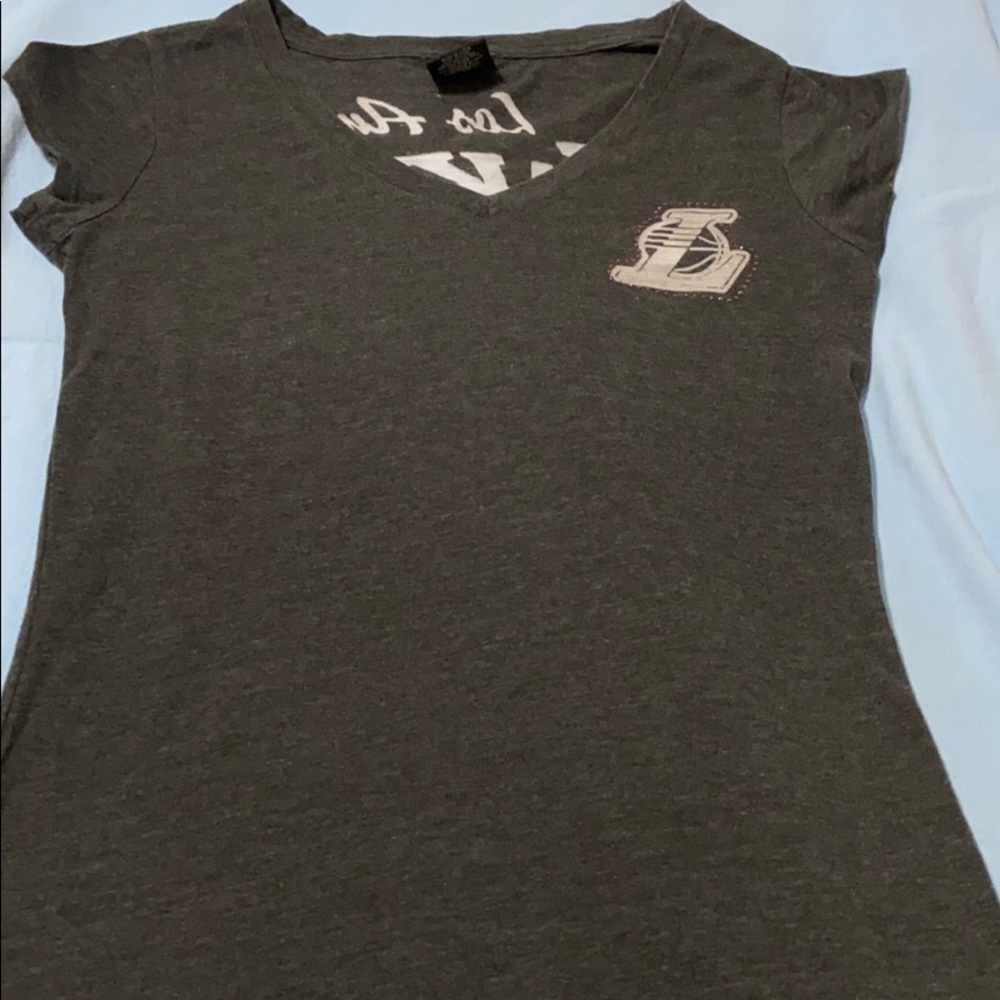 Gray With pink rhinestones Lakers T-shirt size S.
